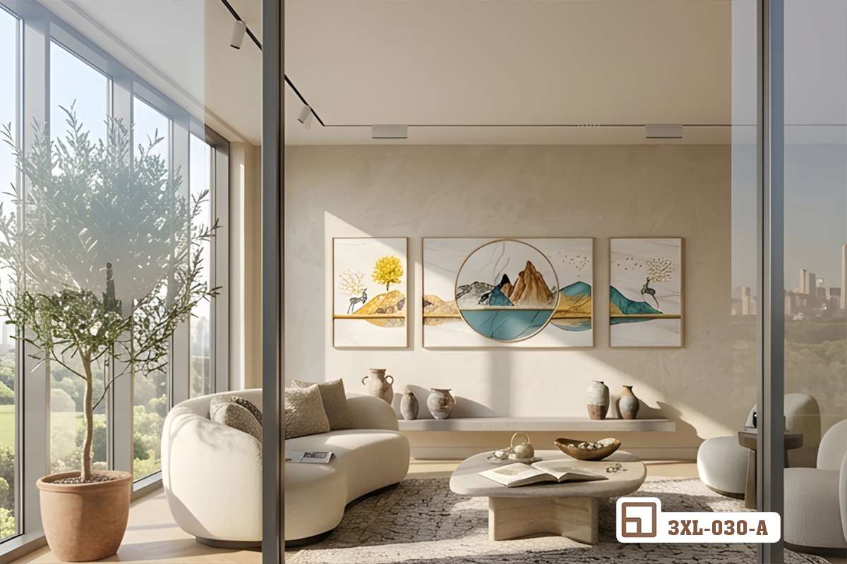 mảng tường kính lớn phản chiếu tranh sơn thủy hiện đại lung linh Góc nhìn qua vách kính trong suốt hướng ra bộ tranh sơn thủy hiện đại dưới ánh nắng ban mai