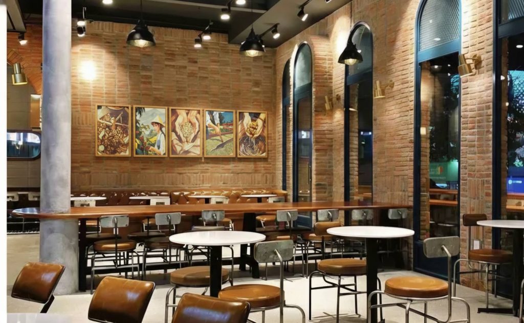 Tranh Canvas Trang Trí Quán Cà Phê: Giải Mã Lý Do Các Chuỗi Lớn Như Katinat Lựa Chọn Sản Phẩm Này Tranh Canvas Trang Trí Quán Cà Phê