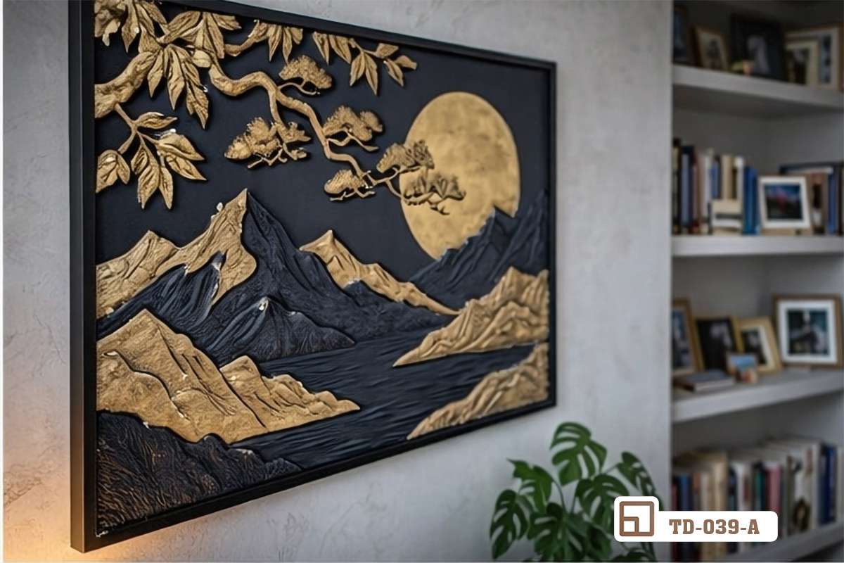 tranh sơn thủy dát vàng hiệu ứng ánh sáng hắt góc cận cảnh tinh tế Hiệu ứng ánh sáng nghệ thuật hắt nhẹ lên bề mặt tranh sơn thủy dát vàng tạo chiều sâu và không gian huyền ảo